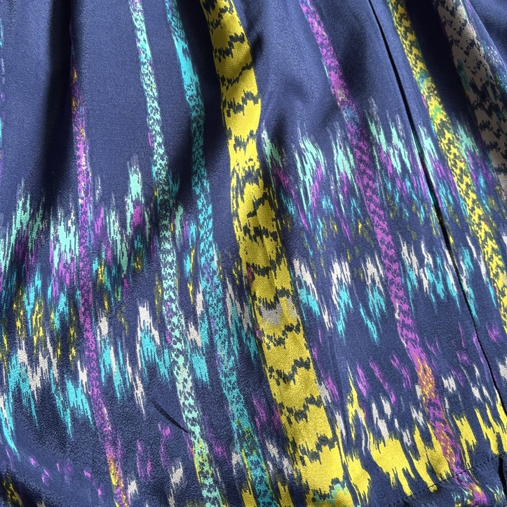 Colorful Patterned Dress with Ribbon Ties - Picture 8 of 8